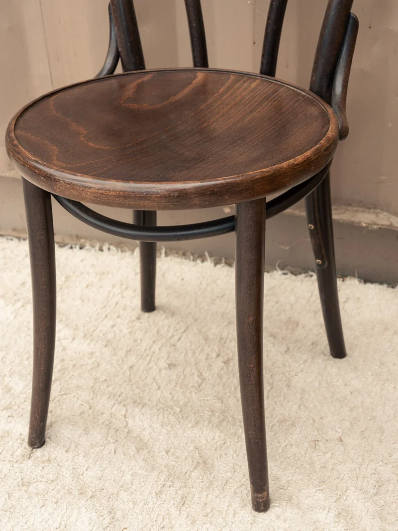 Claude, le lot de 3 chaises en bois N°1656
