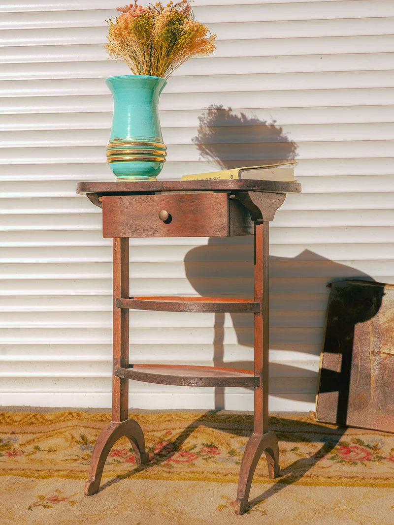 Odile, la table de chevet en bois N°1526