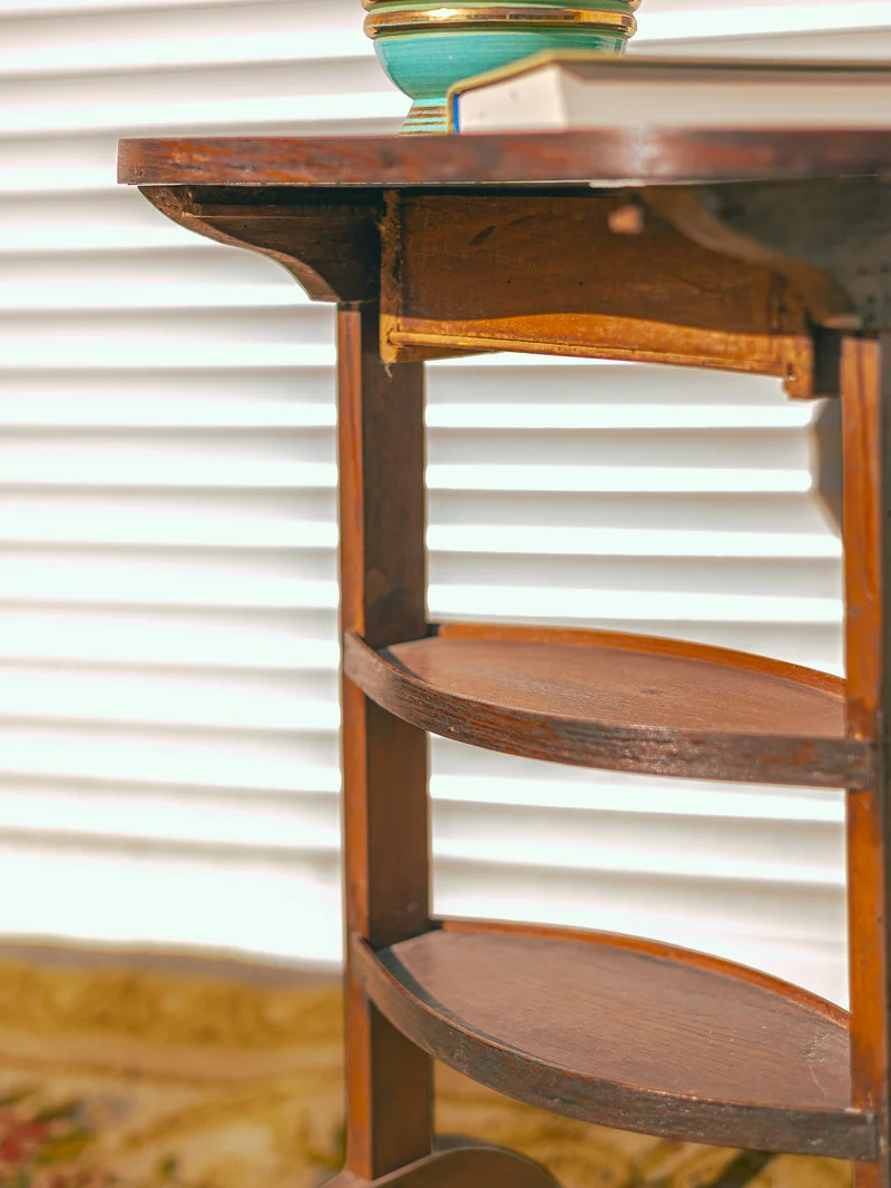 Odile, la table de chevet en bois N°1526