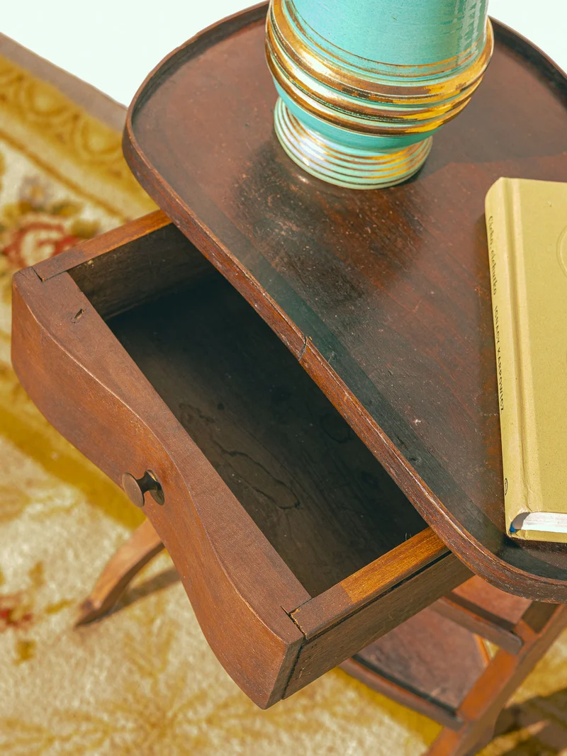 Odile, la table de chevet en bois N°1526