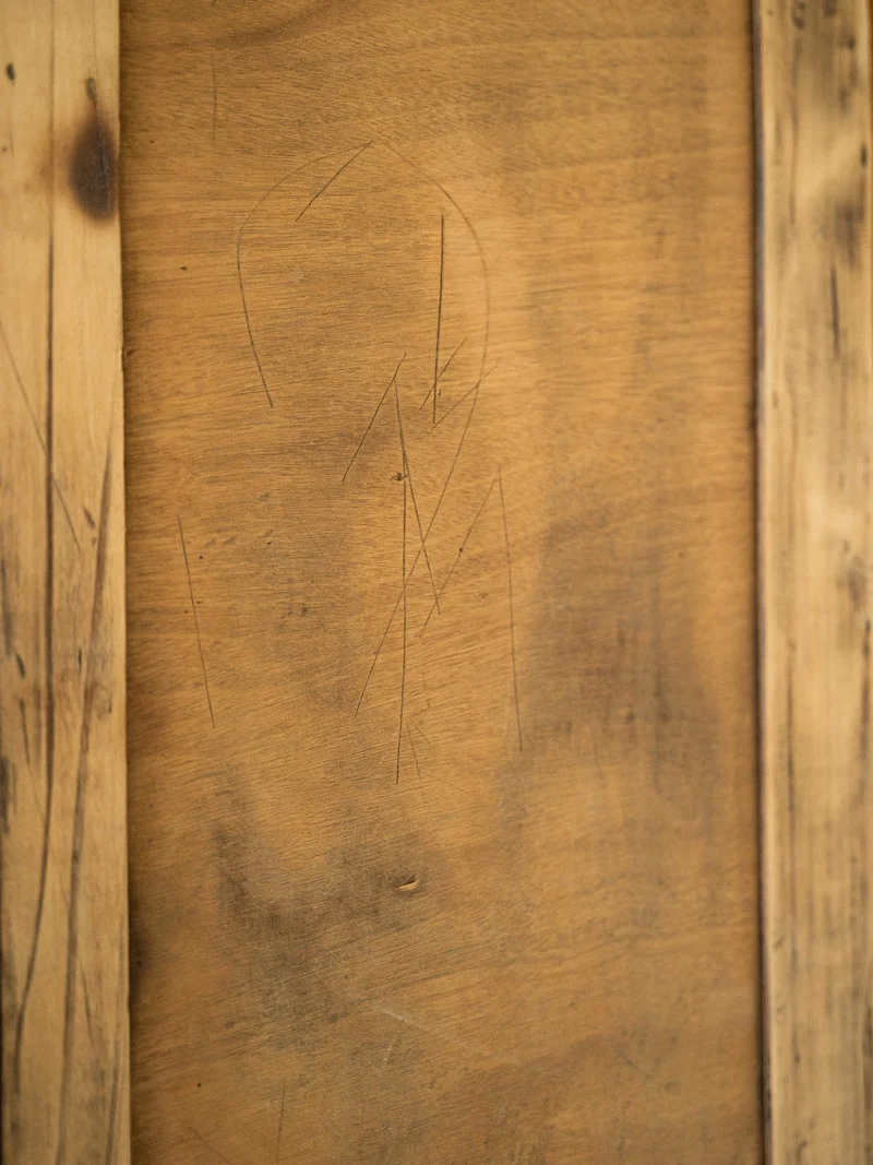 Blandine, l'armoire parisienne en bois clair N°520