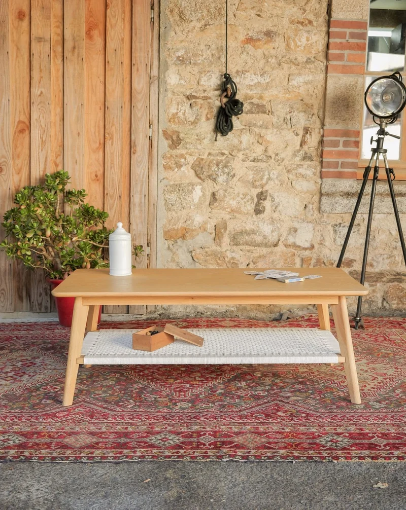 Donna, la table basse au filet blanc N°1591
