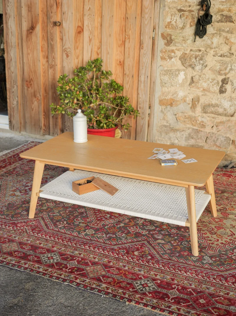 Donna, la table basse au filet blanc N°1591