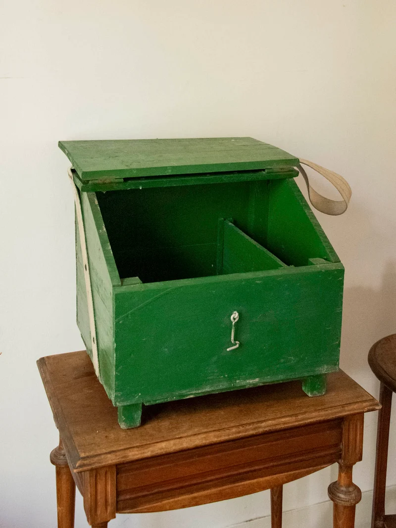 Lucien, le coffre meuble de métier caisse à outils N°210