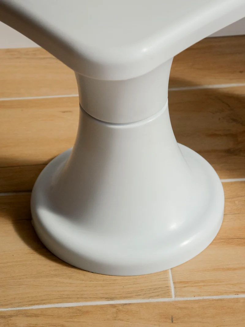 Axel, le tabouret au style Space Age N°751