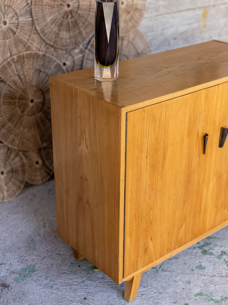 Gustave, le petit buffet en bois N°1643