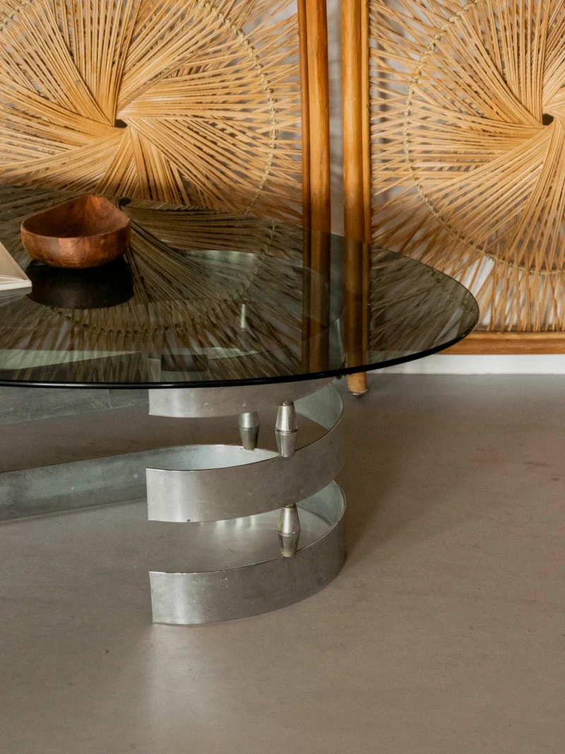 Donna, la table basse en verre fumé et inox N°1546