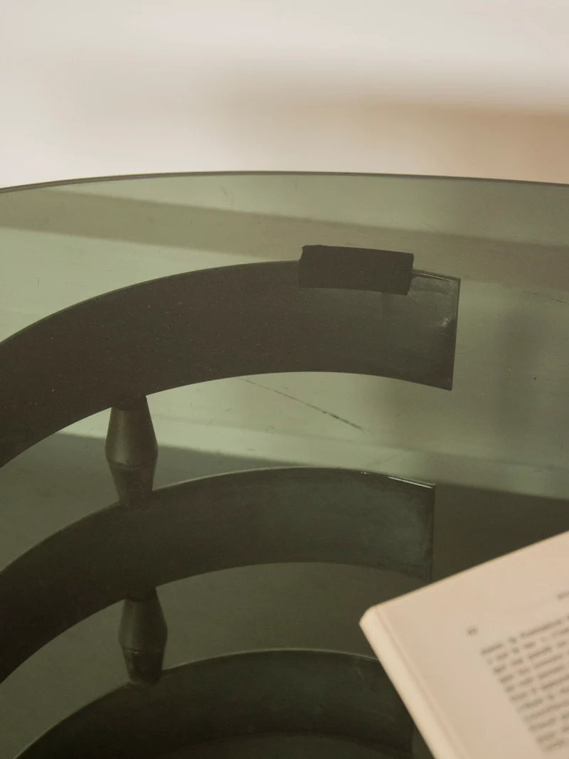 Donna, la table basse en verre fumé et inox N°1546