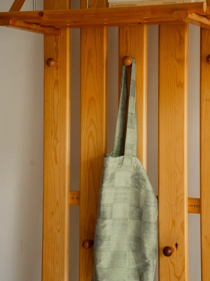 Max, le porte-manteau mural en bois N°455