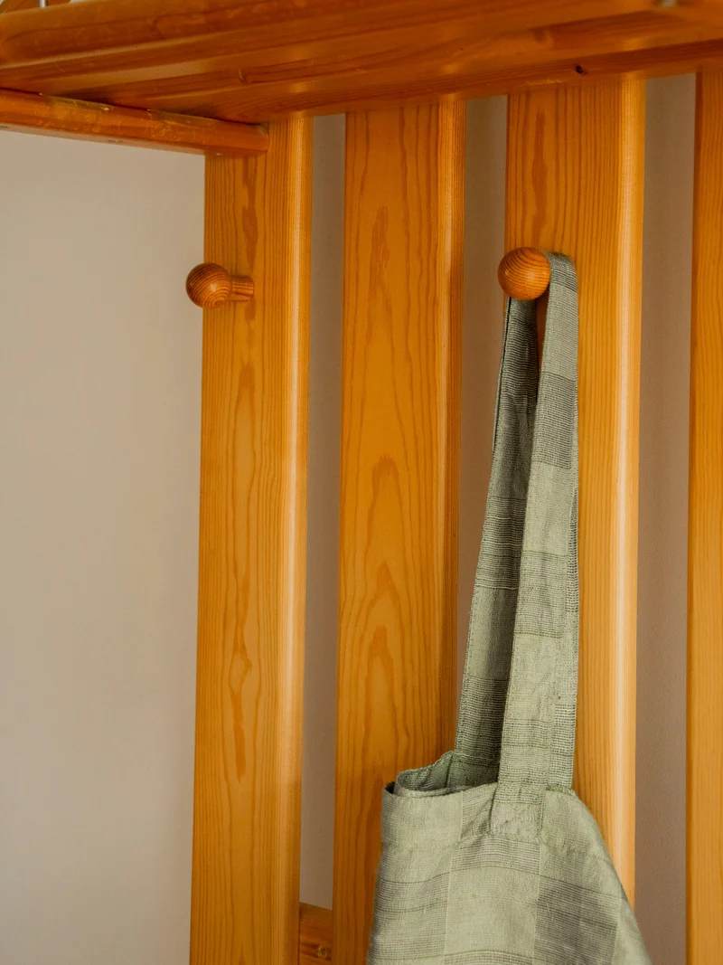 Max, le porte-manteau mural en bois N°455