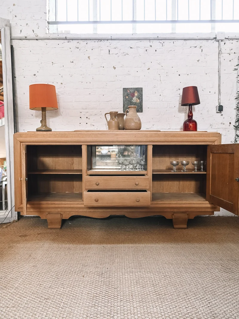Gilbert, le buffet en bois massif travaillé N°1846