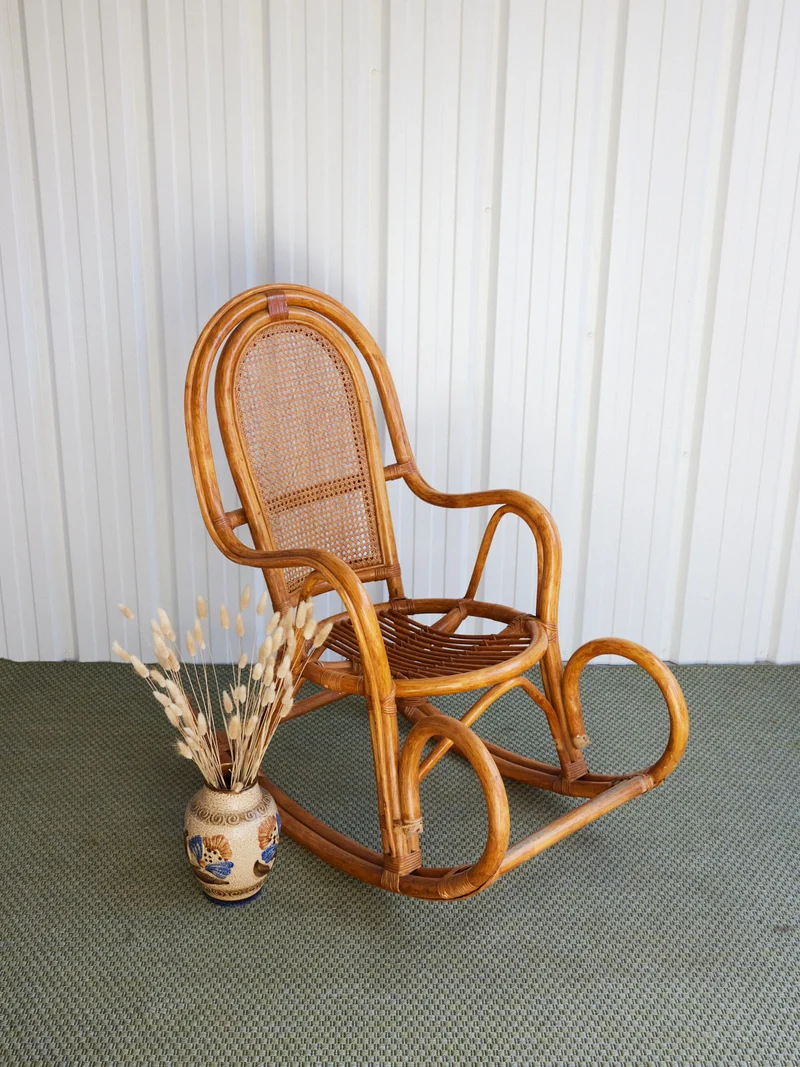 Alibert, le rocking-chair en rotin N°103