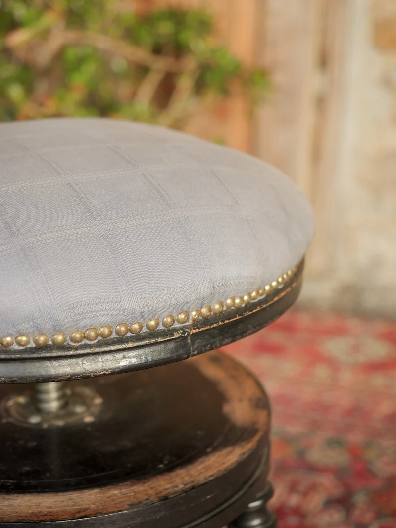 Axel, le tabouret de piano style Napoléon III N°752