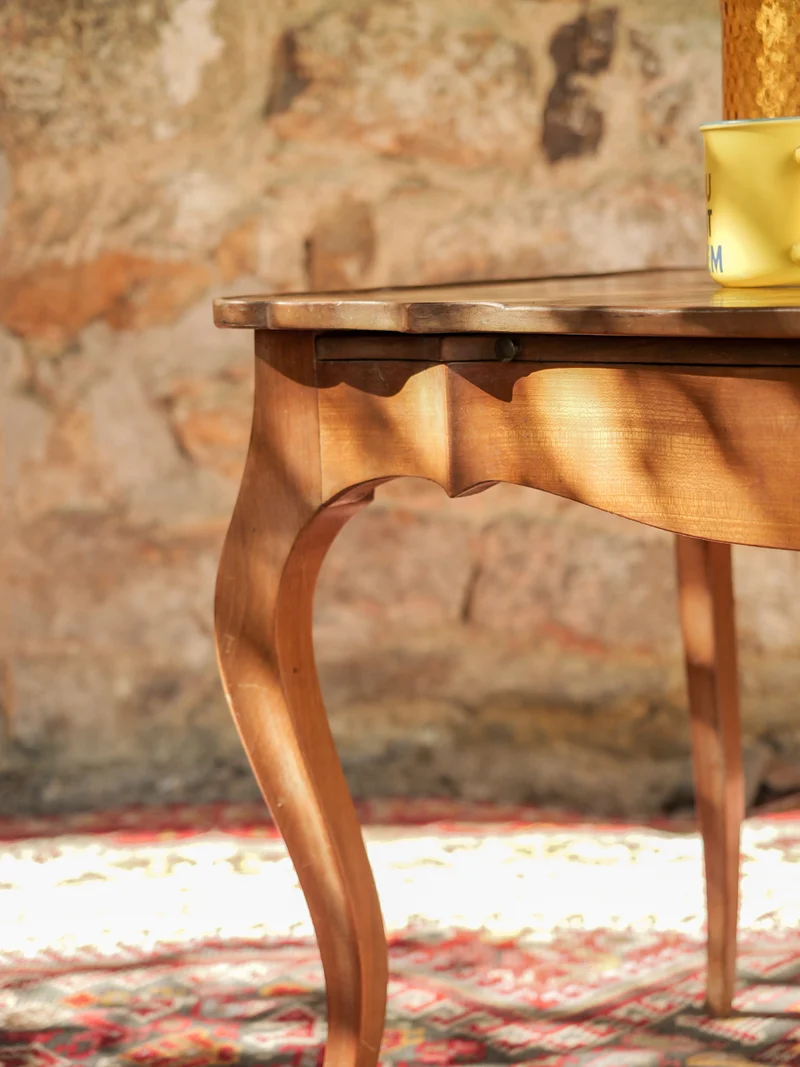 Léonie, la table basse aux pieds fuselés N°1171