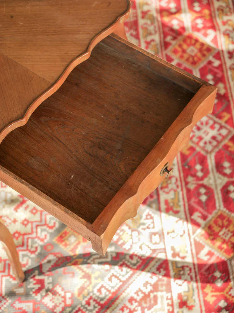 Léonie, la table basse aux pieds fuselés N°1171