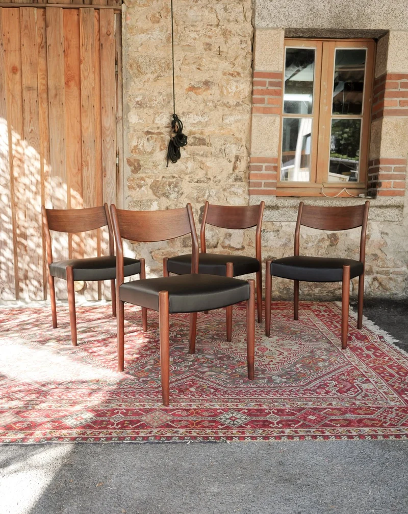 Alma, le lot de 4 chaises scandinaves N°1990