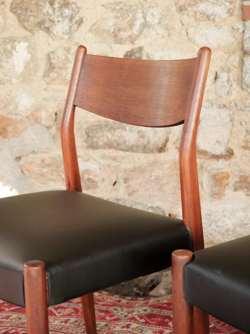 Alma, le lot de 4 chaises scandinaves N°1990