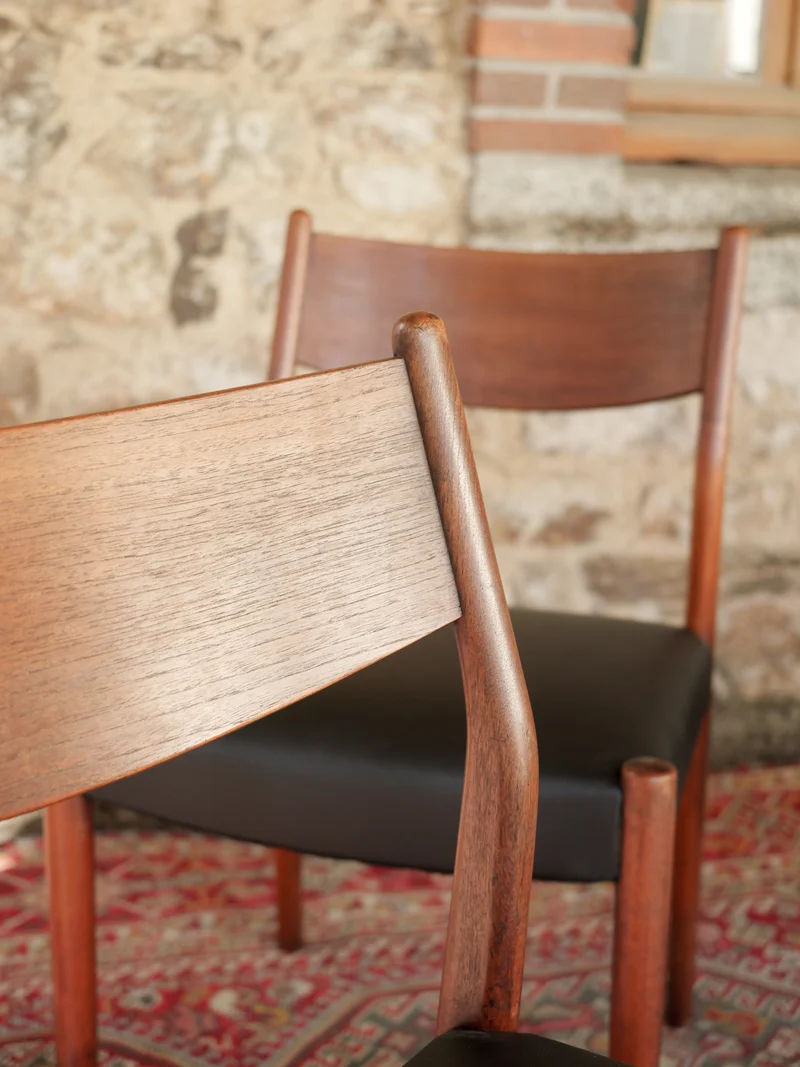 Alma, le lot de 4 chaises scandinaves N°1990