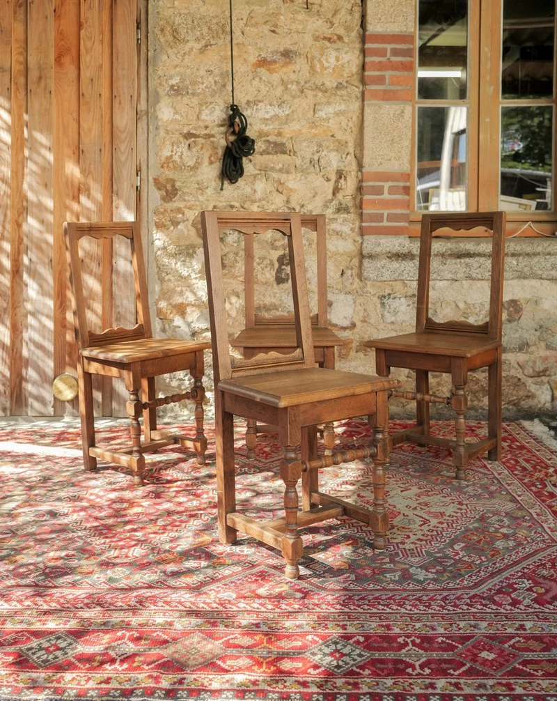 Claude, le lot de 4 chaises lorraines N°1636