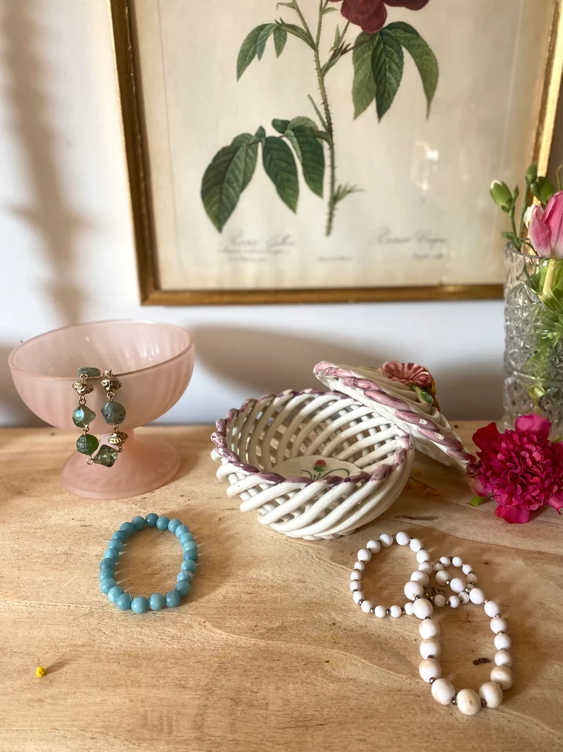 Boîte à bijoux en céramique tressée