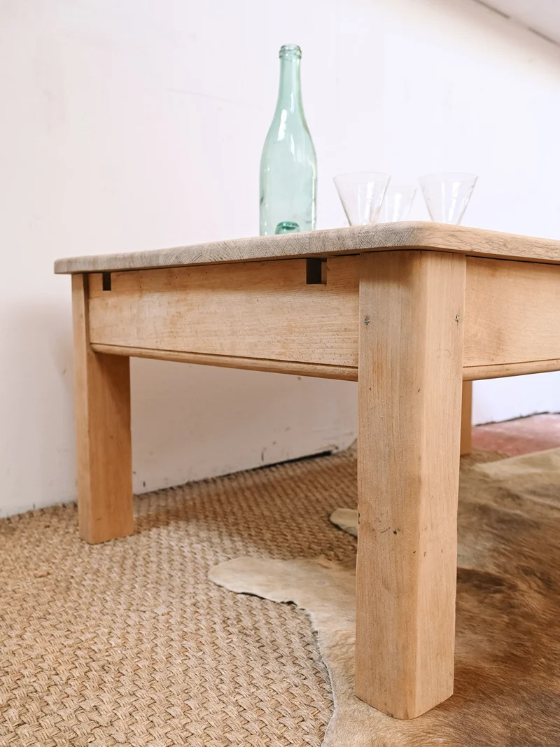 Léonie, la table basse campagne en bois clair N°1159