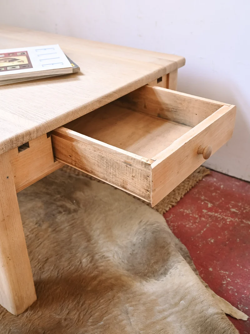 Léonie, la table basse campagne en bois clair N°1159