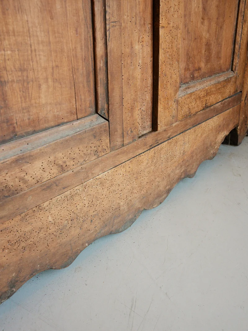 Maximilien, le grand vaisselier en bois brut N°413
