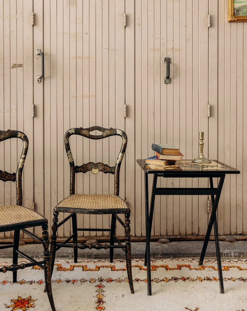 Claude, la paire de chaises au style asiatique N°1601