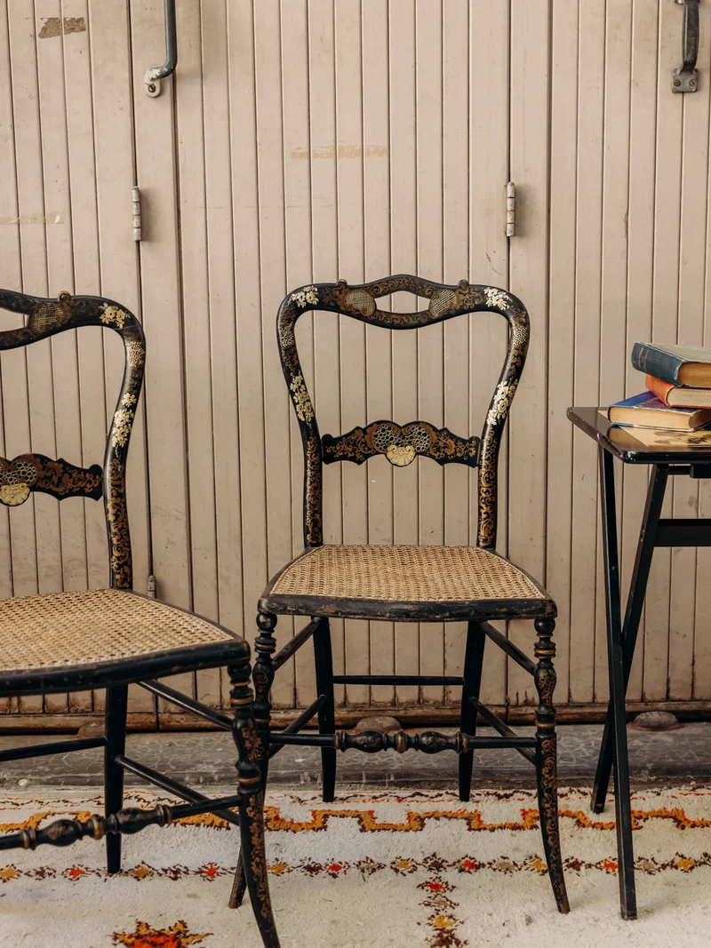 Claude, la paire de chaises au style asiatique N°1601