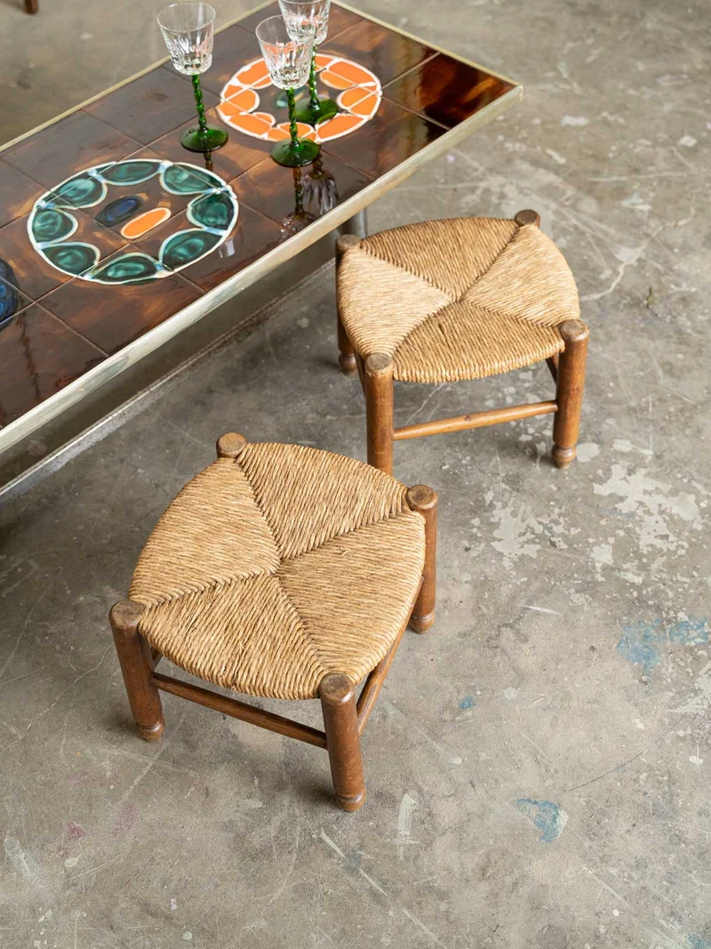 Regis, la paire de petits tabourets N°1572