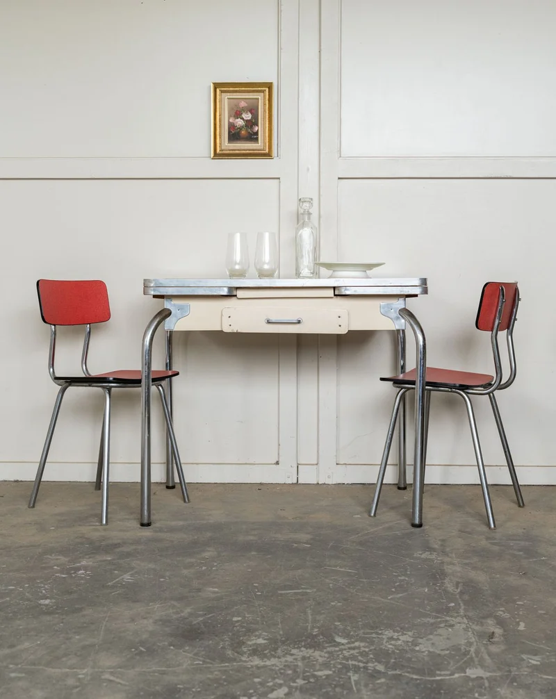 Karla, la table à manger en formica N°1280