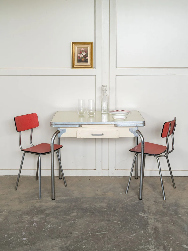 Karla, la table à manger en formica N°1280