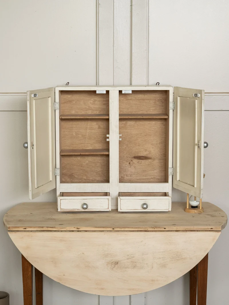 Gaëlle, l'armoire à pharmacie en bois N°1569