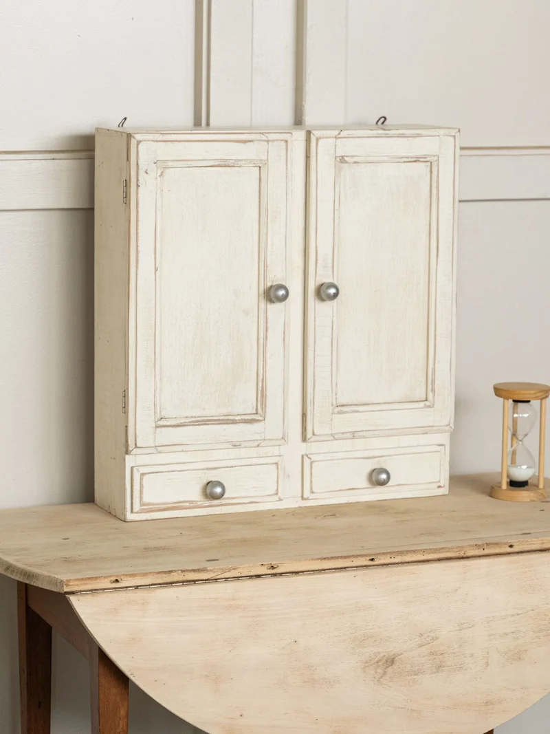 Gaëlle, l'armoire à pharmacie en bois N°1569