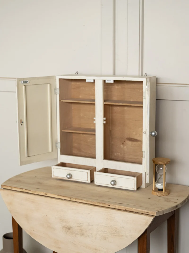 Gaëlle, l'armoire à pharmacie en bois N°1569