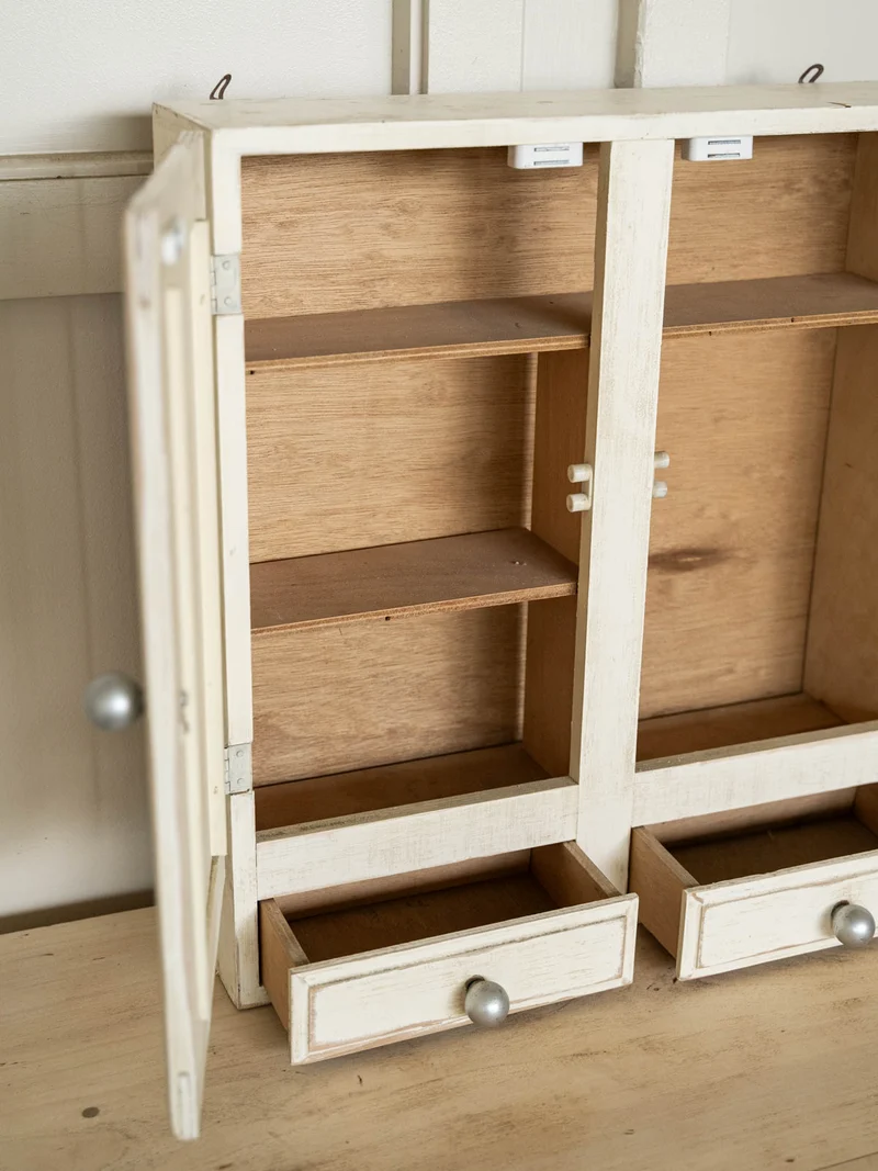 Gaëlle, l'armoire à pharmacie en bois N°1569