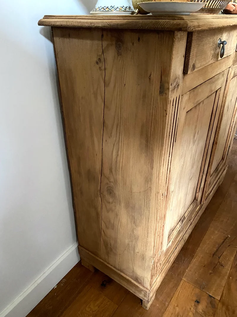 Buffet parisien en bois ancien