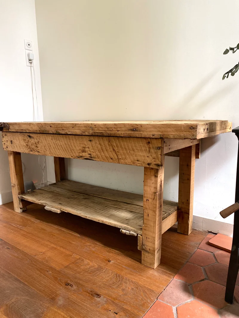 Etabli d’atelier en bois ancien