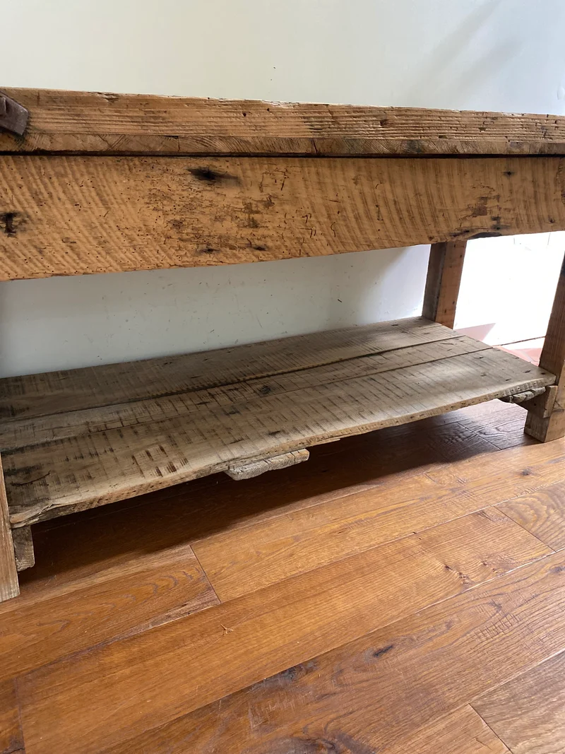 Etabli d’atelier en bois ancien