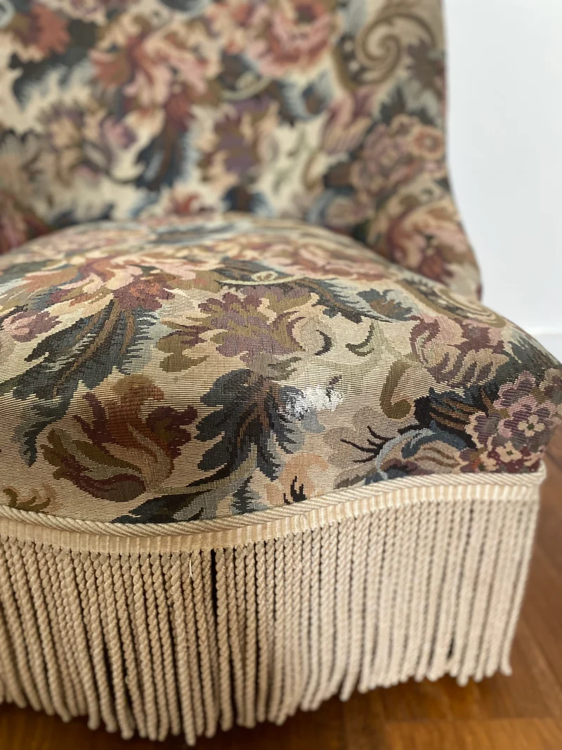 Paire de fauteuils crapaud ancien en tapisserie