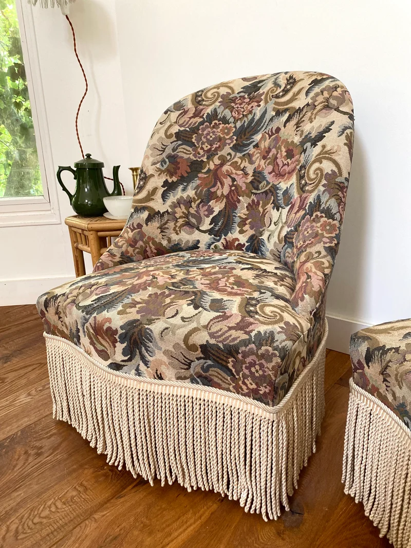 Paire de fauteuils crapaud ancien en tapisserie