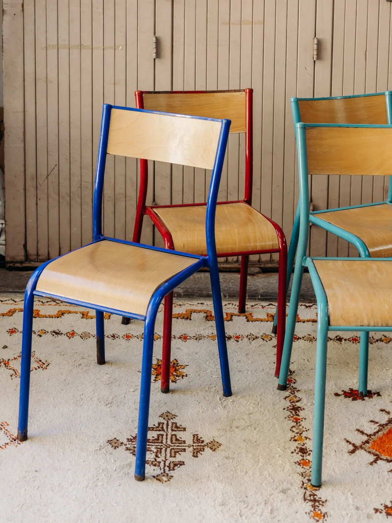 Alma, la chaise d'écolier à la structure bleu ciel N°1959