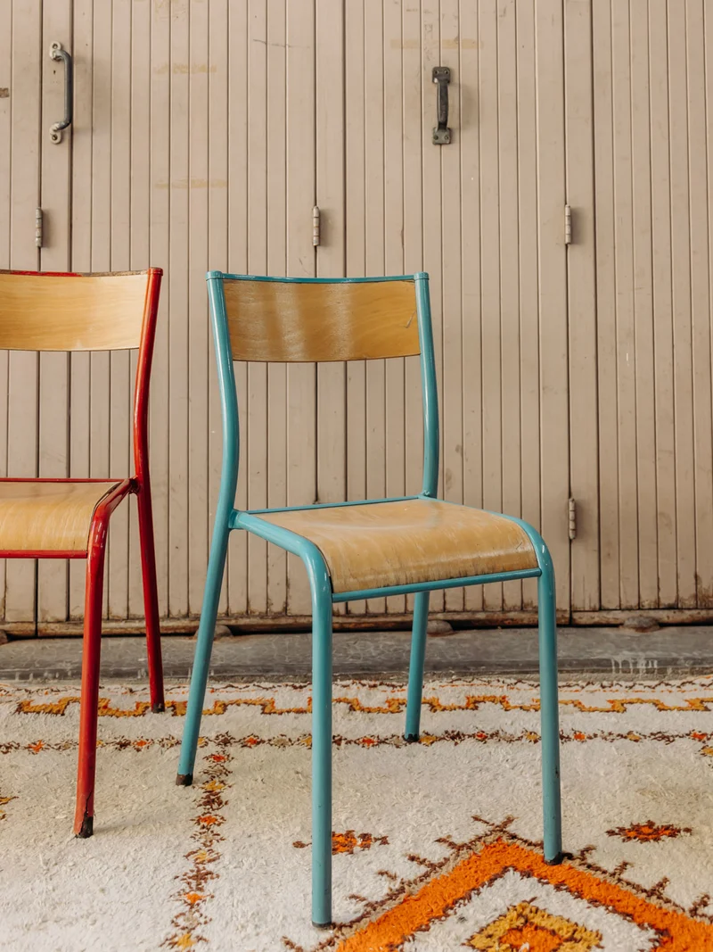 Alma, la chaise d'écolier à la structure bleu ciel N°1959