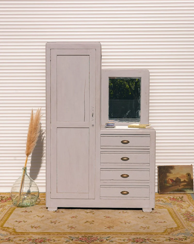 Blandine, l'armoire asymétrique en bois bleu gris N°489