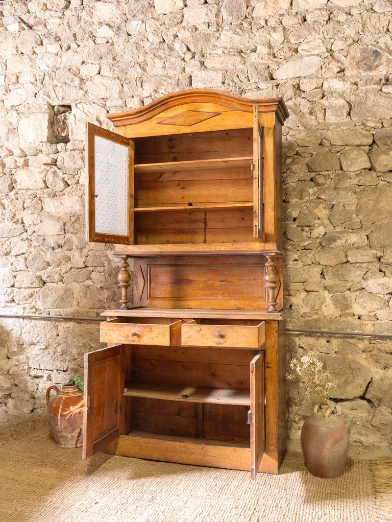 Gilbert, le buffet à deux corps en bois N°1860
