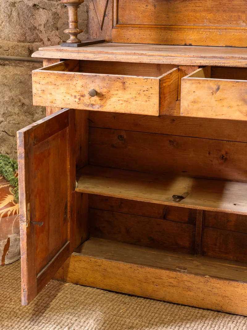 Gilbert, le buffet à deux corps en bois N°1860