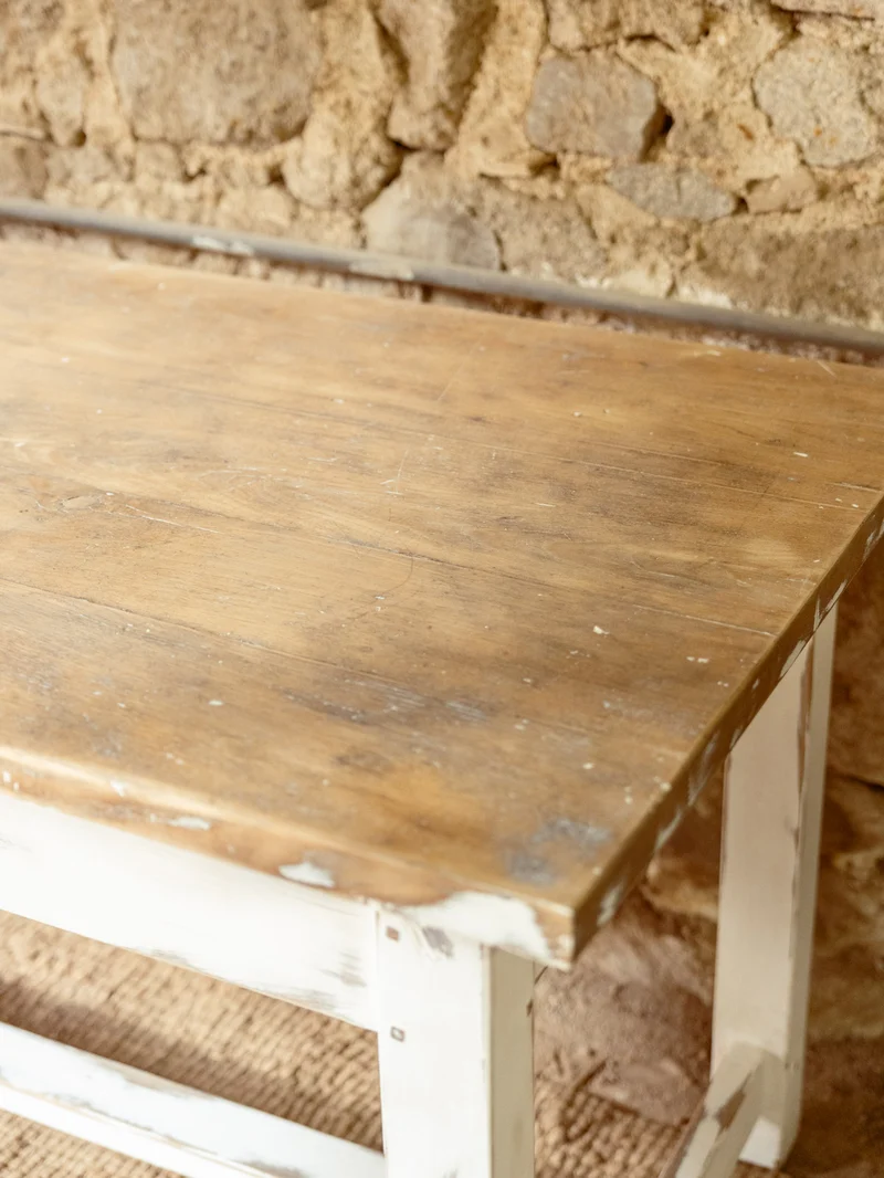 Romy, la table à manger en chêne N°1541