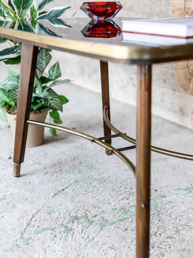 Donna, l'élégante table basse N°1578