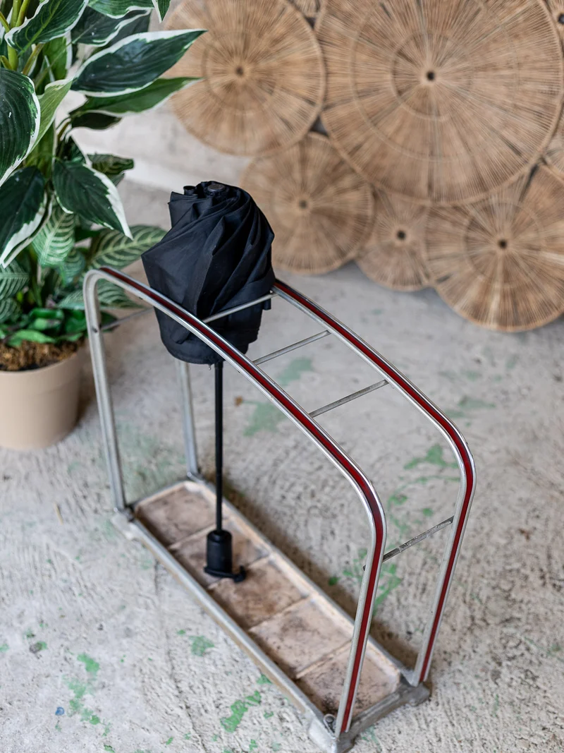 Alix, le range parapluie en métal N°1176