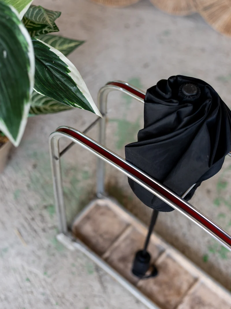 Alix, le range parapluie en métal N°1176